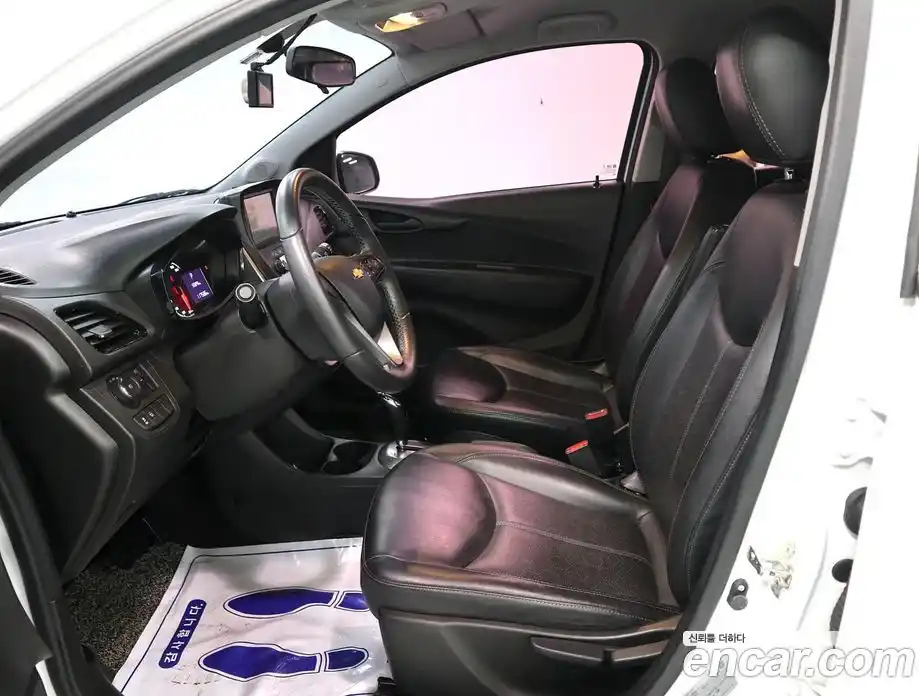 Chevrolet Spark 2016 1.0 гидро в Москве, фото 9