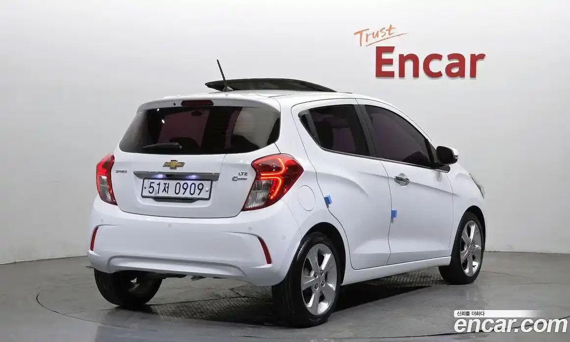 Chevrolet Spark 2016 1.0 гидро в Москве № 2128198, фото 2