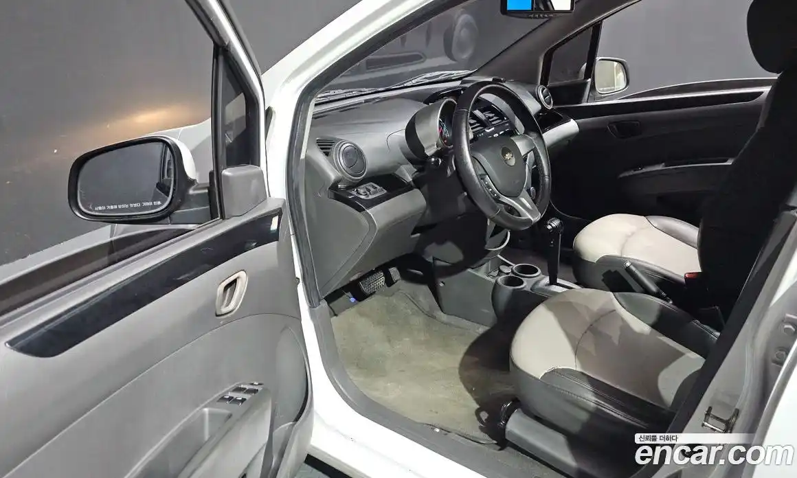 Chevrolet Spark 2012 1.0 гидро в Москве № 2128449, фото 13