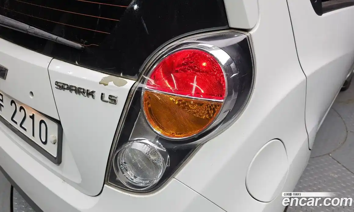 Chevrolet Spark 2012 1.0 гидро в Москве № 2128449, фото 9