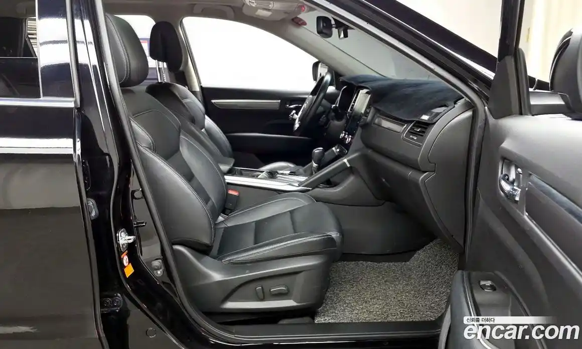 Renault QM6 2018 2.0 гидро в Москве № 2128943, фото 16
