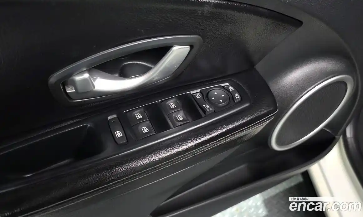 Renault SM3 2014 1.6 гидро в Москве № 2129005, фото 28