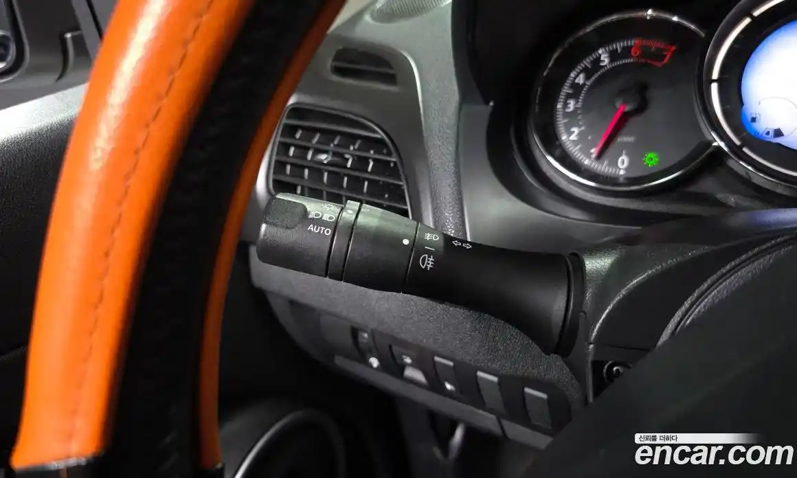 Renault SM3 2014 1.6 гидро в Москве № 2129005, фото 29
