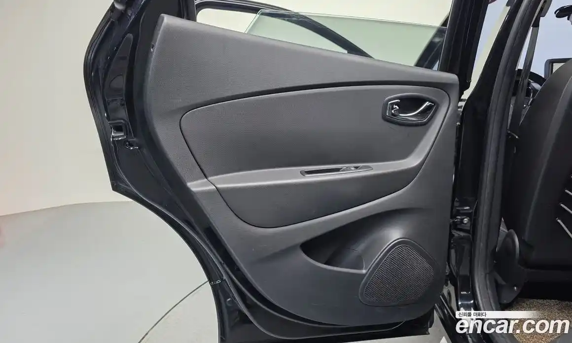 Renault QM3 2015 1.5 гидро в Москве № 2129199, фото 15