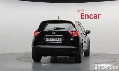 Renault QM3 2015 1.5 гидро в Москве № 2129199, миниатюра 4