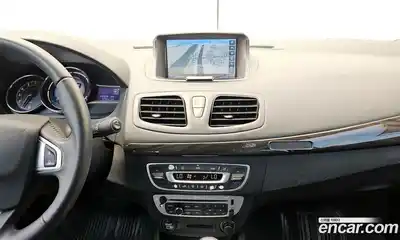 Renault SM3 2013 1.6 гидро в Москве № 2129311, миниатюра 12