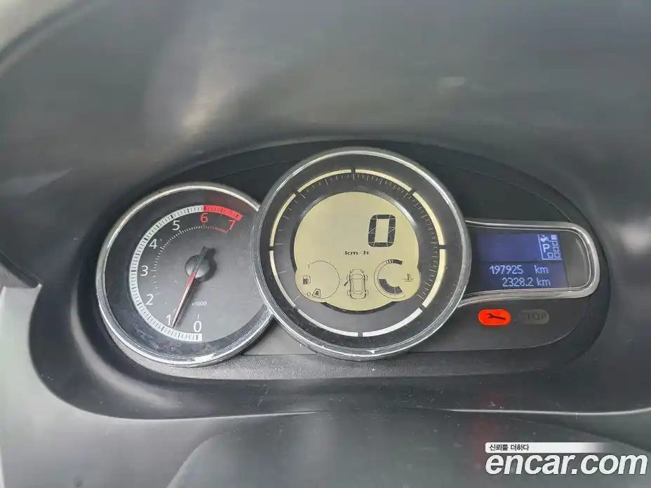 Renault SM3 2015 1.6 гидро в Москве № 2129745, фото 8