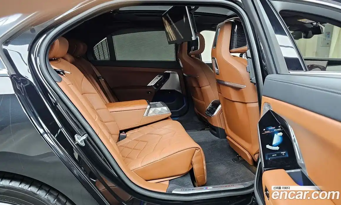 BMW 7-Series 2025 3.0 гидро в Москве № 2129794, фото 17