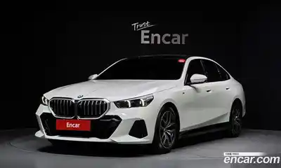 BMW 5-Series, 2025