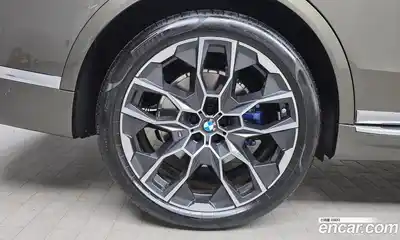BMW X7 2025 3.0 гидро в Москве № 2129942, миниатюра 5