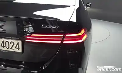 BMW 5-Series 2023 2.0 гидро в Москве № 2130045, миниатюра 9