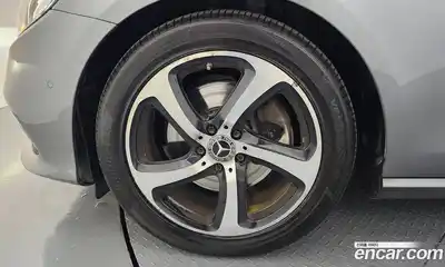 Mercedes-Benz E-Class 2020 2.0 гидро в Москве № 2130068, миниатюра 5
