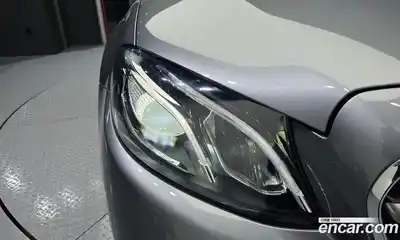 Mercedes-Benz E-Class 2020 2.0 гидро в Москве № 2130068, миниатюра 8