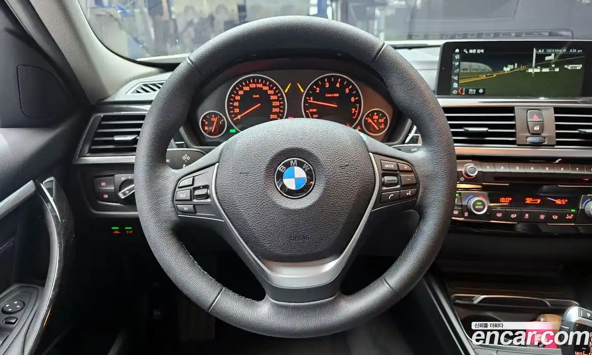 BMW 3-Series 2018 2.0 гидро в Москве № 2130128, фото 13
