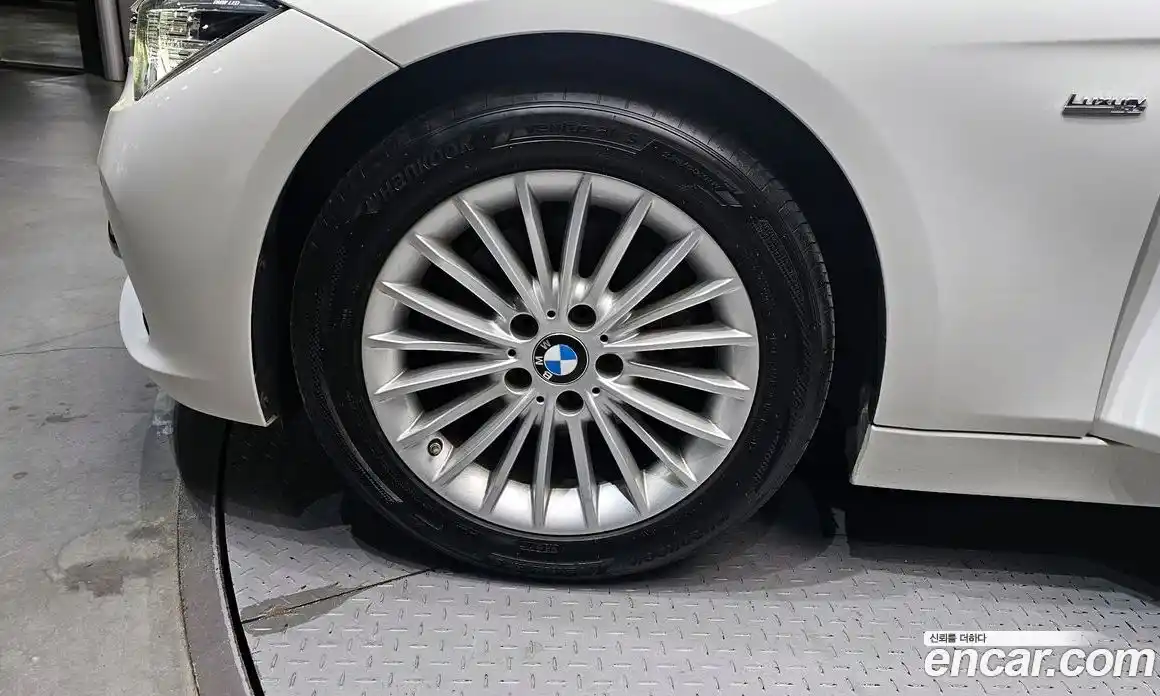 BMW 3-Series 2018 2.0 гидро в Москве № 2130128, фото 5
