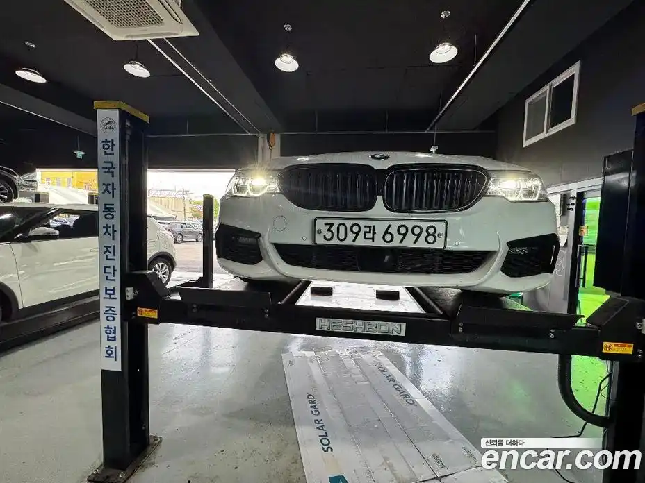 BMW 5-Series 2020 2.0 гидро в Москве № 2130145, фото 1