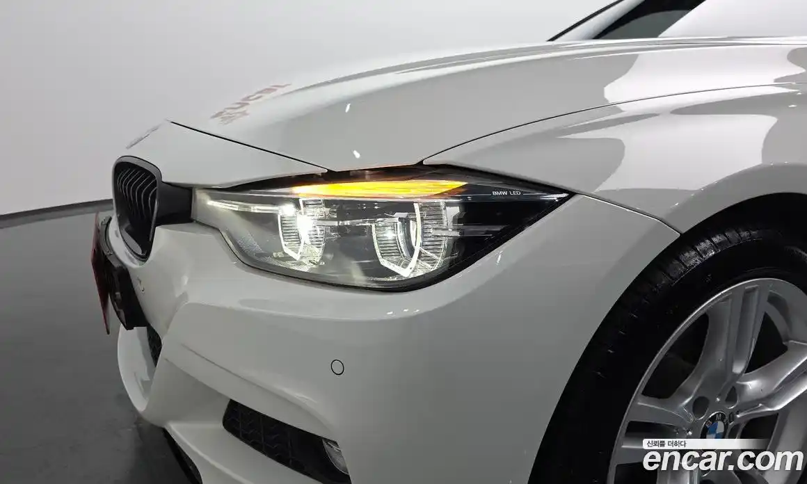 BMW 3-Series 2018 2.0 гидро в Москве № 2130347, фото 7
