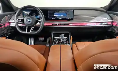 BMW 7-Series 2024 3.0 гидро в Москве № 2130765, миниатюра 10