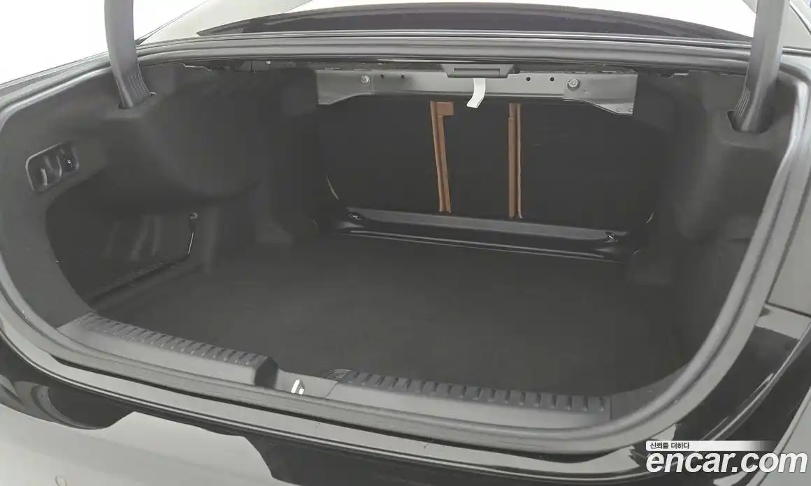 Mercedes-Benz E-Class 2025 2.0 гидро в Москве № 2130876, фото 11