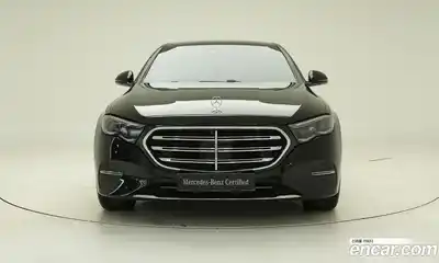 Mercedes-Benz E-Class 2025 2.0 гидро в Москве № 2130876, миниатюра 3