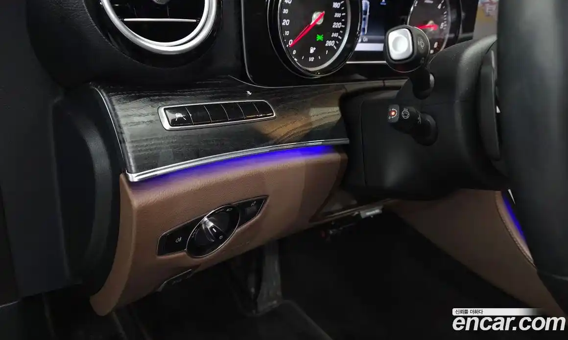 Mercedes-Benz E-Class 2019 1.9 гидро в Москве № 2130928, фото 24