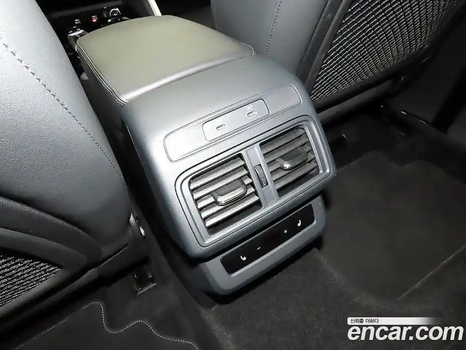 Audi Q5 2025 2.0 гидро в Москве № 2131353, фото 15