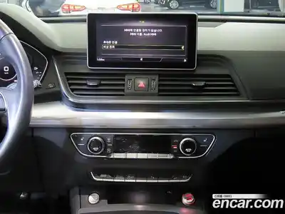 Audi Q5 2020 2.0 гидро в Москве № 2131433, миниатюра 11