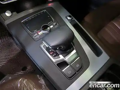 Audi Q5 2020 2.0 гидро в Москве № 2131433, миниатюра 12