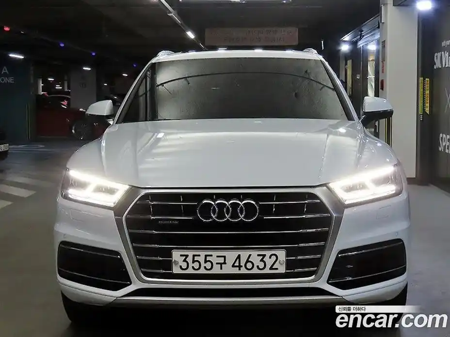 Audi Q5 2020 2.0 гидро в Москве № 2131433, фото 2