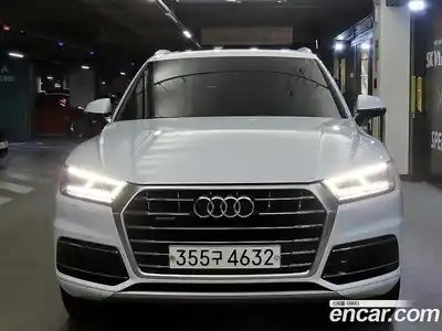 Audi Q5 2020 2.0 гидро в Москве № 2131433, миниатюра 2
