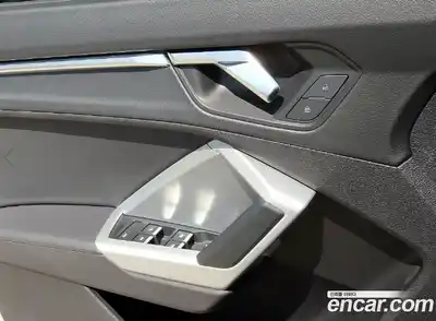 Audi Q3 2023 2.0 гидро в Москве № 2131457, миниатюра 11