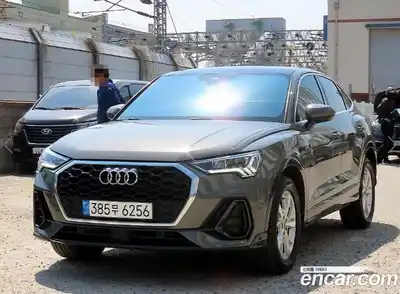 Audi Q3 2023 2.0 гидро в Москве № 2131457, миниатюра 2