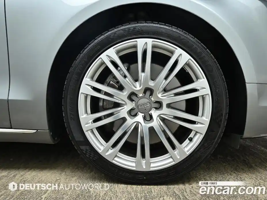Audi A8 2013 4.1 гидро в Москве № 2131476, фото 5