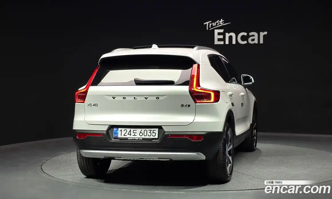 Volvo XC40 2025 2.0 гидро в Москве № 2131491, фото 4