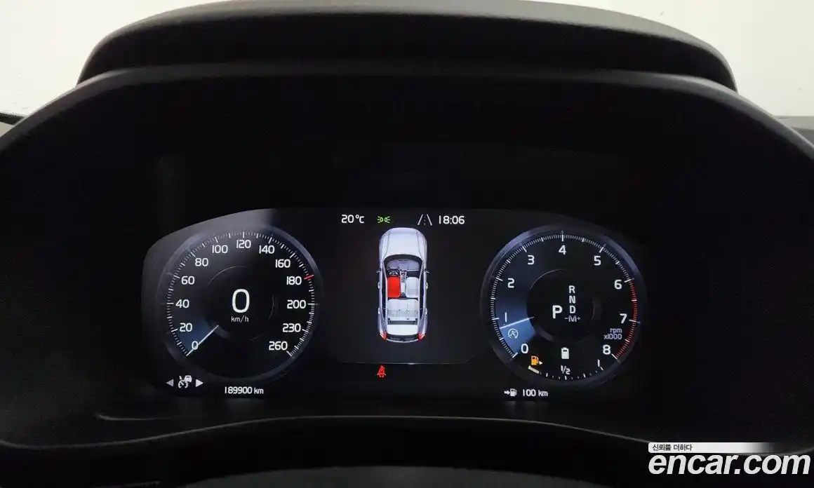 Volvo XC40 2021 2.0 гидро в Москве, фото 10