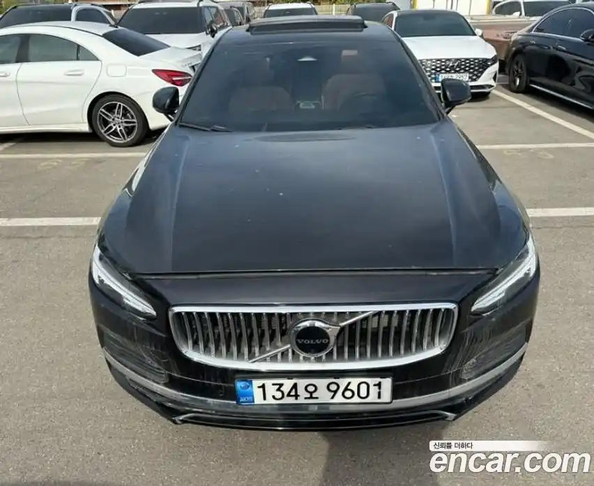 Volvo S90 2022 2.0 гидро в Москве № 2131607, фото 1
