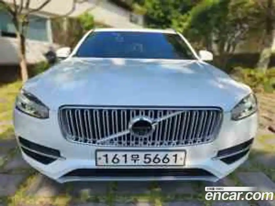 Volvo XC90 2018 2.0 гидро в Москве № 2131617, фото 1