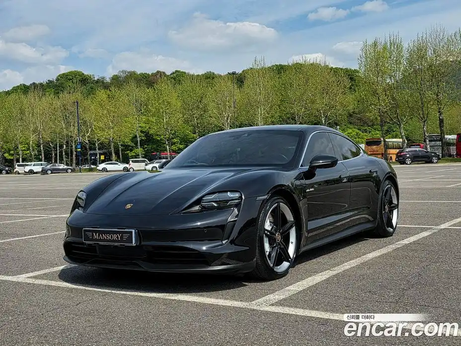 Porsche Taycan 2021 0.1 гидро в Москве № 2131667, фото 1