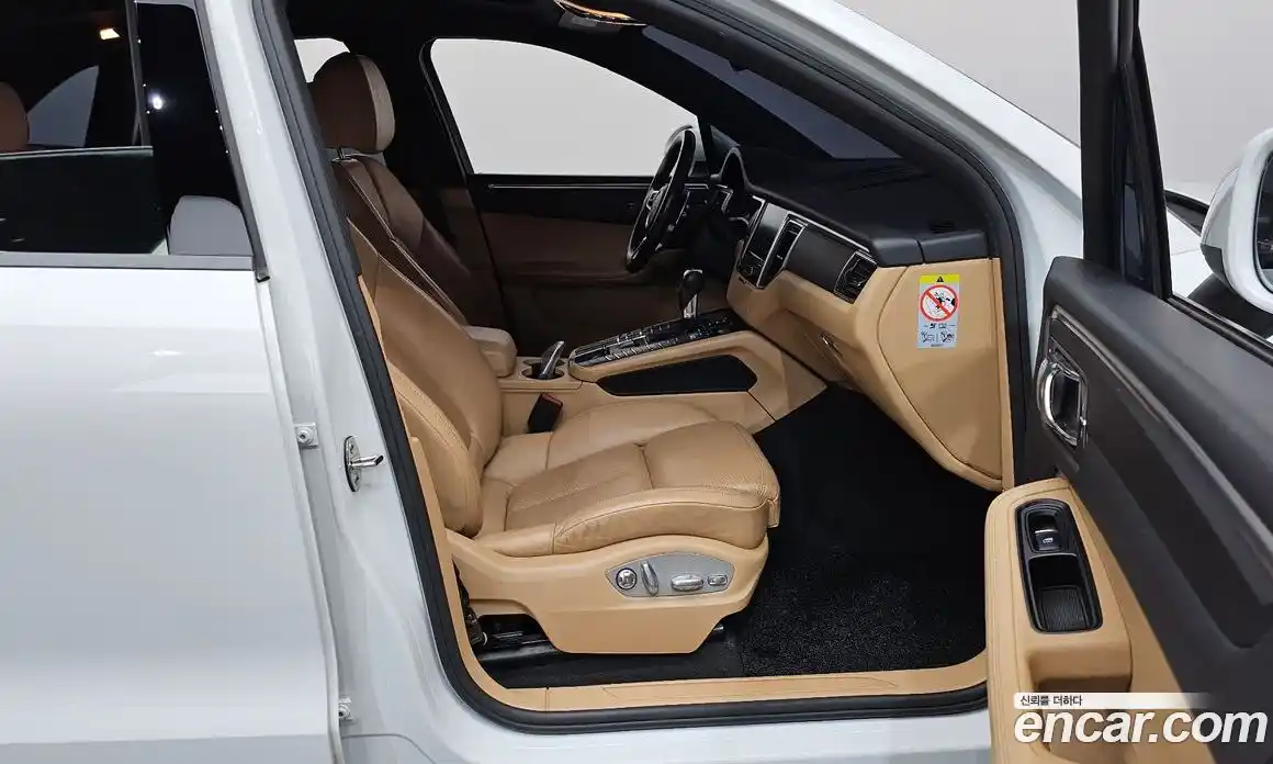 Porsche Macan 2018 2.0 гидро в Москве № 2131739, фото 16