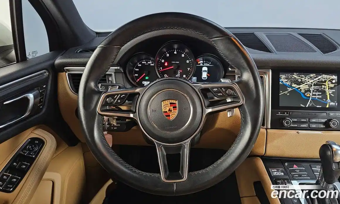 Porsche Macan 2018 2.0 гидро в Москве № 2131739, фото 19