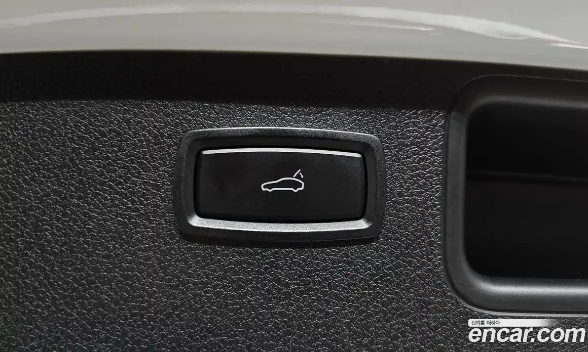 Porsche Macan 2018 2.0 гидро в Москве № 2131739, фото 23