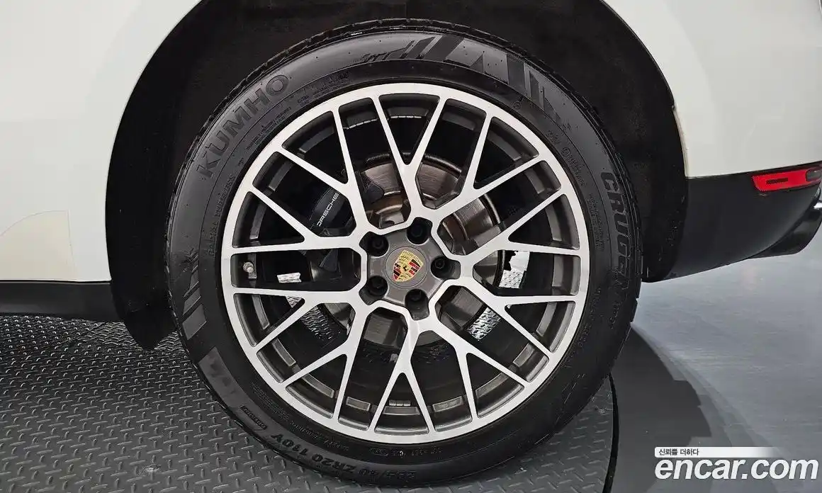 Porsche Macan 2018 2.0 гидро в Москве № 2131739, фото 7