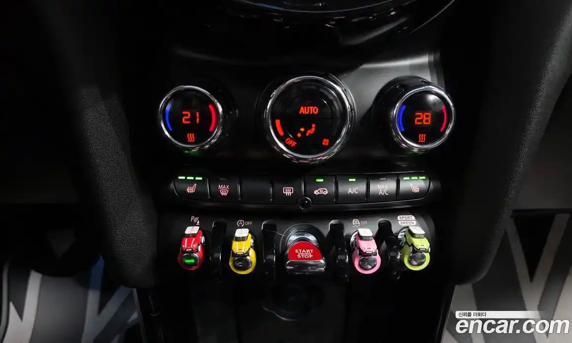 Mini Cooper 2023 1.5 гидро в Москве № 2131996, фото 25