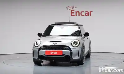 Mini Cooper 2023 2.0 гидро в Москве № 2132017, миниатюра 2