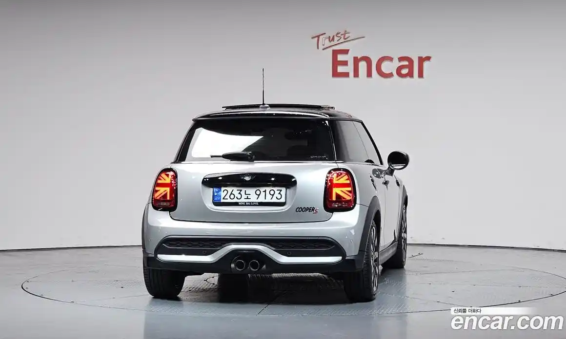 Mini Cooper 2023 2.0 гидро в Москве № 2132017, фото 3