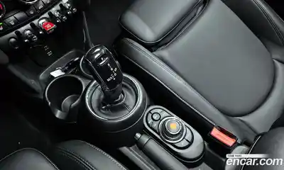 Mini Cooper 2021 1.5 гидро в Москве № 2132046, миниатюра 12