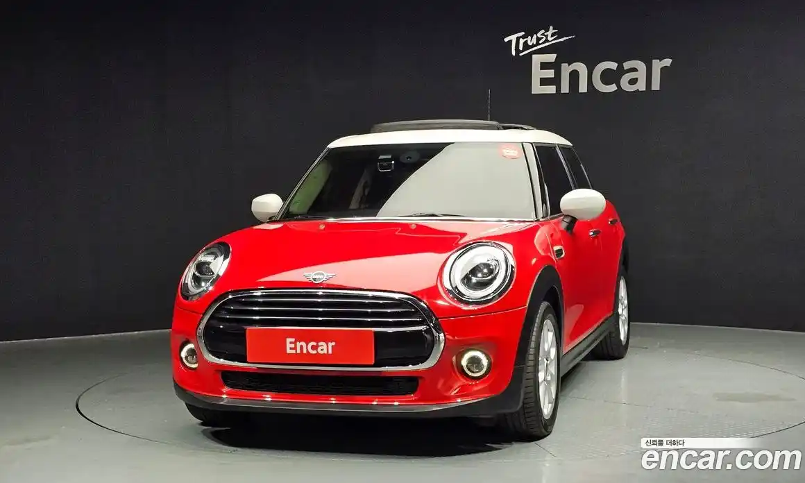 Mini Cooper 2021 1.5 гидро в Москве № 2132046, фото 3