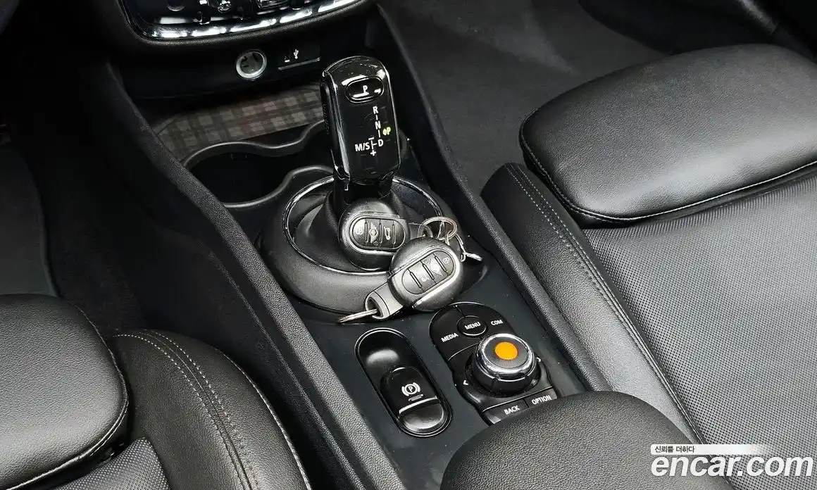 Mini Clubman 2020 2.0 гидро в Москве № 2132087, фото 11
