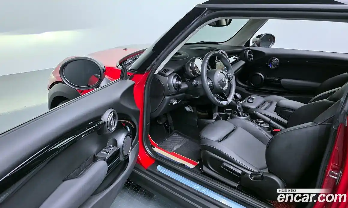Mini Cooper 2019 1.5 гидро в Москве № 2132107, фото 13