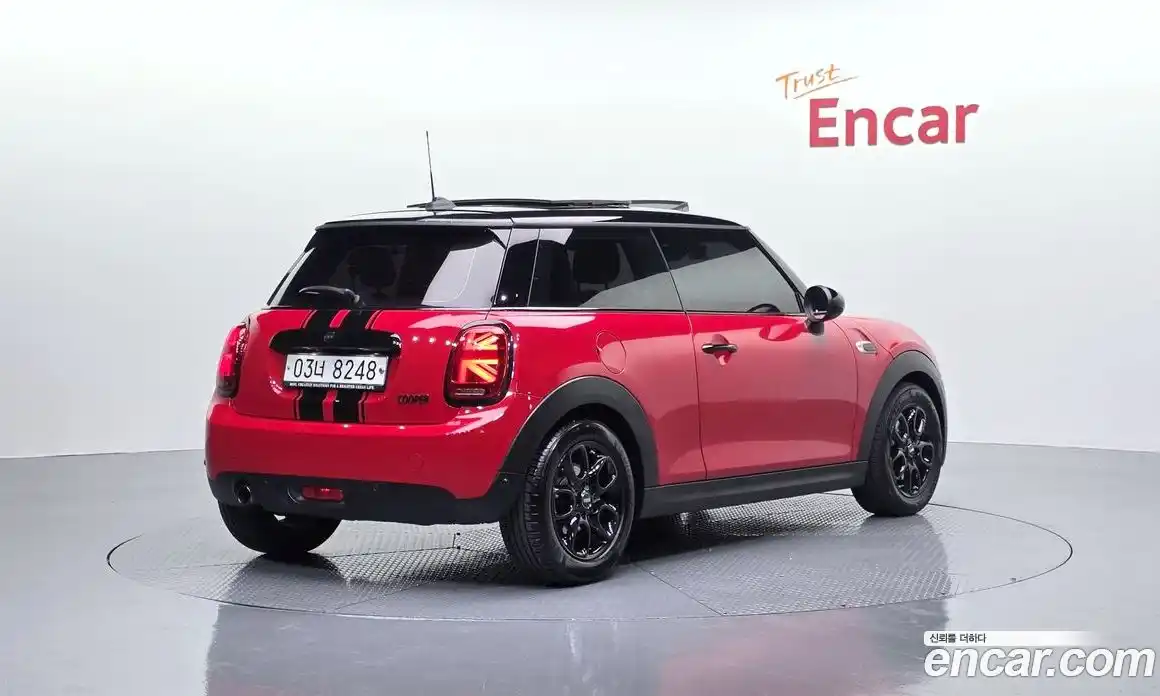Mini Cooper 2019 1.5 гидро в Москве № 2132107, фото 2
